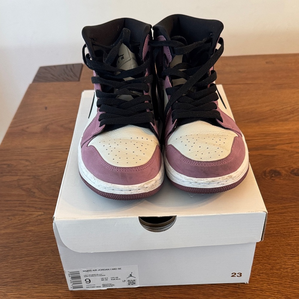 Jordan Purple and Cream Sneakers with Black Accents - Picture 2 of 6